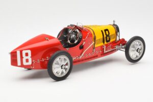 Bugatti T35 National Colors Spain CMC 1:18 M-100-B-016 Métal Moulé — image 2 sur 6