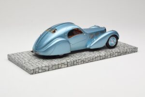 Bugatti Type 57SC Atlantic Bleu Minichamps 1:18 107110320 Métal Moulé — image 2 sur 6