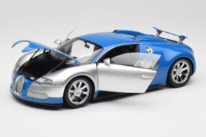 Bugatti Veyron Edition Centenaire Chrome Blue Minichamps 1:18 100110850-O Métal Moulé — image 2 sur 7