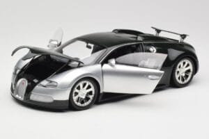 Bugatti Veyron Edition Centenaire Chrome Green Minichamps 1:18 100110852 Métal Moulé — image 2 sur 8