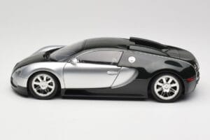 Bugatti Veyron Edition Centenaire Chrome Green Minichamps 1:18 100110852 Métal Moulé — image 4 sur 8
