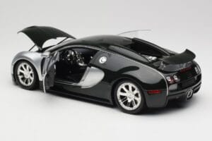 Bugatti Veyron Edition Centenaire Chrome Green Minichamps 1:18 100110852 Métal Moulé — image 5 sur 8