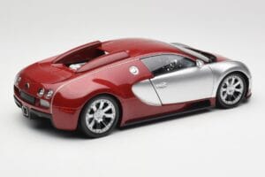 Bugatti Veyron Edition Centenaire Chrome Red Minichamps 1:18 100110851-O Métal Moulé — image 3 sur 8