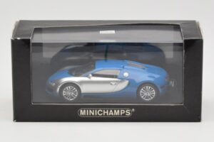 Bugatti Veyron Centenaire Bleu Métallique Argent Minichamps 1:43 400110850 Métal Moulé — image 4 sur 4