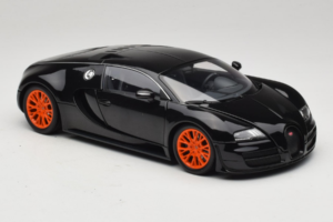 Bugatti Veyron Super Sport Black Metallic Minichamps 1:18 100110842 Métal Moulé — image 6 sur 8