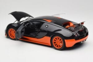 Bugatti Veyron Super Sport World Record Edition Carbon & Orange Minichamps 1:18 100110840 Métal Moulé — image 5 sur 8