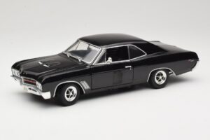 Buick GS 400 Noir American Muscle 1:18 33086 Métal Moulé