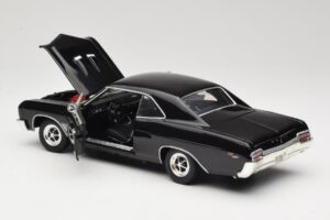 Buick GS 400 Noir American Muscle 1:18 33086 Métal Moulé — image 5 sur 8