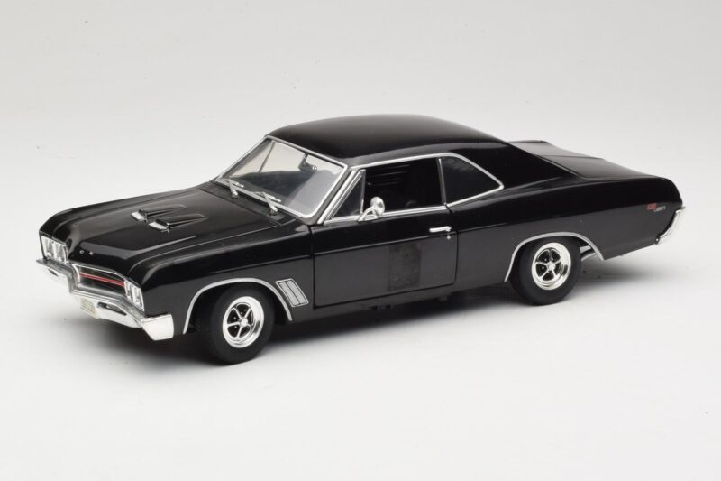 Buick GS 400 Noir American Muscle 1:18 33086 Métal Moulé