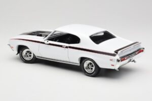 Buick GSX Blanc American Muscle 1:18 AMM1322/06 Métal Moulé — image 7 sur 8