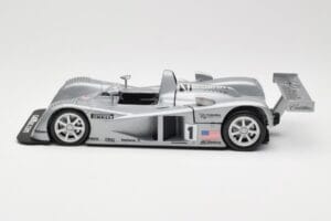 Cadillac Northstar LMP #1 24 Hours of Le Mans 2000 Hot Wheels 1:18 29225 Métal Moulé — image 4 sur 8