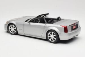 Cadillac XLR Cabriolet Argent Hot Wheels 1:18 53838 Métal Moulé — image 7 sur 8
