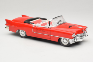 Cadillac Cabriolet Rouge James Dean Solido 1:18 98019 Métal Moulé — image 6 sur 8