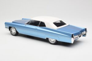 Cadillac DeVille Bleu KK-Scale 1:18 KKDC180314 Métal Moulé — image 5 sur 6