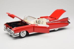 Cadillac Eldorado Biarritz Bolero Red Maisto 1:18 31813 Métal Moulé — image 2 sur 8