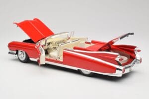 Cadillac Eldorado Biarritz Bolero Red Maisto 1:18 31813 Métal Moulé — image 5 sur 8