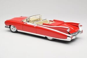 Cadillac Eldorado Biarritz Bolero Red Maisto 1:18 31813 Métal Moulé — image 7 sur 8