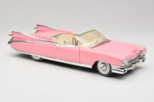 Cadillac Eldorado Biarritz Rose Maisto 1:18 36813 Métal Moulé — image 6 sur 8
