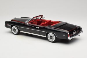 Cadillac Eldorado Cabriolet Noir MCG 1:18 MCG18473 Métal Moulé — image 7 sur 8