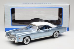 Cadillac Eldorado Cabriolet Bleu MCG 1:18 MCG18472 Métal Moulé — image 7 sur 7