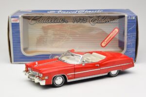 Cadillac Eldorado Cabriolet Rouge Anson 1:18 30387 Métal Moulé — image 8 sur 8