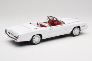 Cadillac Eldorado Cabriolet Blanc MCG 1:18 MCG18474 Métal Moulé — image 2 sur 7