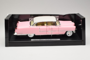 Cadillac Elvis Presley's Rose MRC 1:18 79201 Métal Moulé
