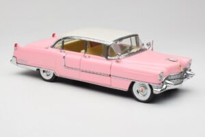 Cadillac Fleetwood Elvis Presley Rose MRC 1:18 LIC1000 Métal Moulé — image 6 sur 8