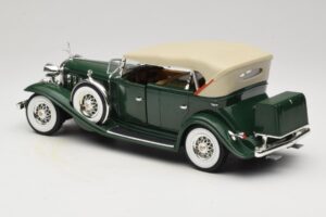 Cadillac Sport Phaeton Vert Anson 1:18 30383 Métal Moulé — image 8 sur 9