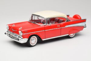 Chevrolet Bel Air Matador Rouge & India Ivoire Road Legends 1:18 92109 Métal Moulé