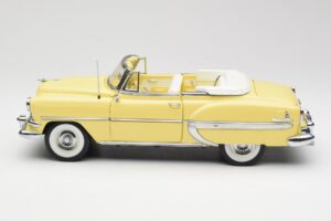 Chevrolet Bel Air Cabriolet Jaune Sun Star 1:18 1712 Métal Moulé — image 4 sur 8