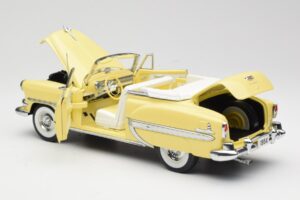 Chevrolet Bel Air Cabriolet Jaune Sun Star 1:18 1712 Métal Moulé — image 5 sur 8