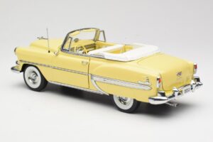 Chevrolet Bel Air Cabriolet Jaune Sun Star 1:18 1712 Métal Moulé — image 7 sur 8