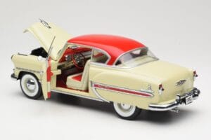 Chevrolet Bel Air Beige Sun Star 1:18 1600 Métal Moulé — image 5 sur 8