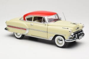 Chevrolet Bel Air Beige Sun Star 1:18 1600 Métal Moulé — image 6 sur 8