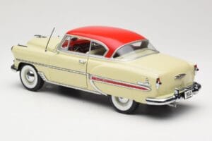 Chevrolet Bel Air Beige Sun Star 1:18 1600 Métal Moulé — image 7 sur 8