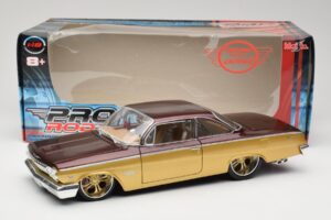 Chevrolet Bel Air Or & Marron Maisto 1:18 31064 Métal Moulé — image 8 sur 8