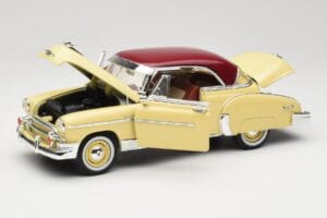 Chevrolet Bel Air Jaune & Rouge Motormax 1:18 73111 Métal Moulé — image 2 sur 8