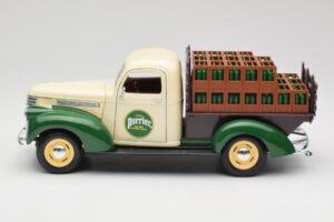 Chevrolet Brasseur Perrier Fourgonnette Vert Solido 1:18 203243 Métal Moulé — image 4 sur 8