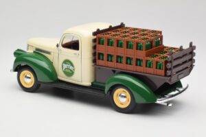Chevrolet Brasseur Perrier Fourgonnette Vert Solido 1:18 203243 Métal Moulé — image 7 sur 8