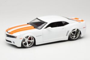 Chevrolet Camaro Concept Tuned Blanc Jada 1:18 63014 Métal Moulé