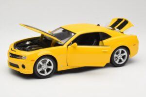 Chevrolet Camaro SS RS Jaune Maisto 1:18 31173 Métal Moulé — image 2 sur 8