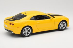 Chevrolet Camaro SS RS Jaune Maisto 1:18 31173 Métal Moulé — image 3 sur 8