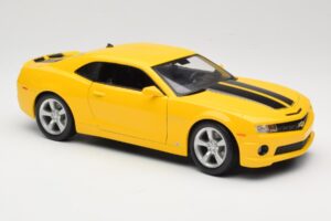 Chevrolet Camaro SS RS Jaune Maisto 1:18 31173 Métal Moulé — image 6 sur 8