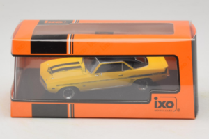 Chevrolet Camaro Yenko SYC Jaune IXO 1:43 CLC591N Métal Moulé — image 4 sur 4