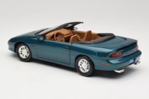 Chevrolet Camaro Z28 Cabriolet Vert American Muscle 1:18 7231D0 Métal Moulé — image 7 sur 8