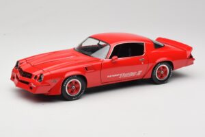 Chevrolet Camaro Z28 Yenko Turbo Z Rouge GreenLight 1:18 12999 Métal Moulé