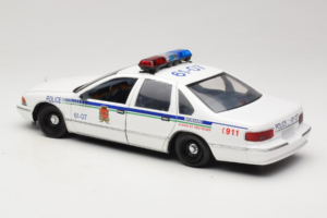 Chevrolet Caprice Canada Police UT Models 1:18 21023 Métal Moulé — image 7 sur 8