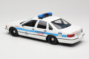 Chevrolet Caprice Chicago Police UT Models 1:18 180142096 Métal Moulé — image 7 sur 8