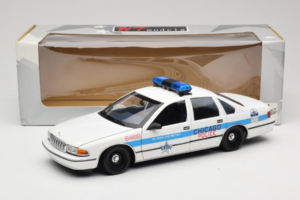 Chevrolet Caprice Chicago Police UT Models 1:18 180142096 Métal Moulé — image 8 sur 8